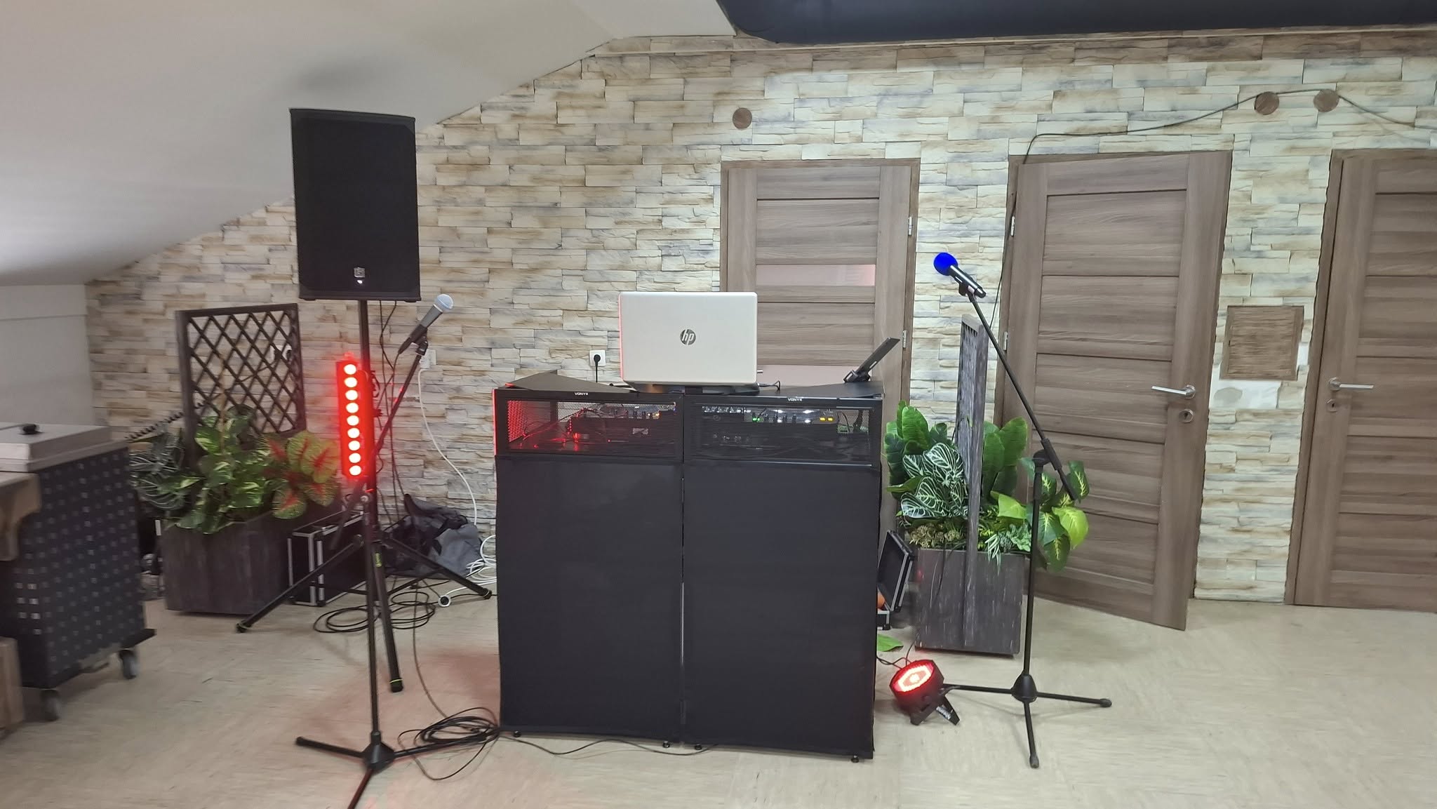 DJ R koncert