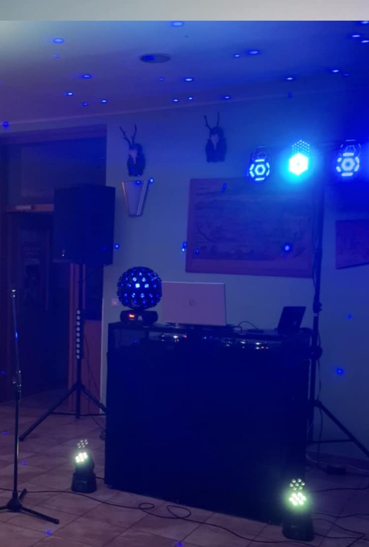 DJ2